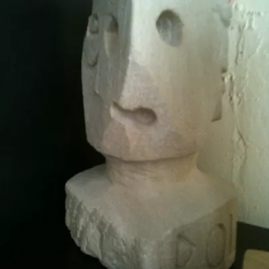 Nom: Sculpture visage